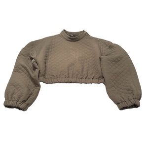 Zara Quilted Cropped Green Sweater with button detail at shoulder Size L NWOT